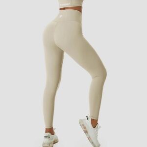 🆕 GymSweaty Little Butter Breathable Leggings